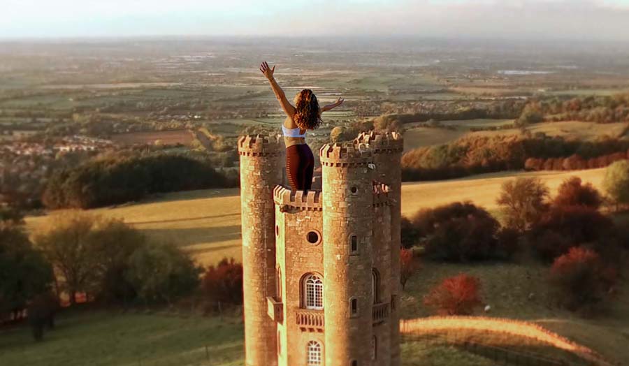 Meditation: Selbstwert steigern (hier meditieren)